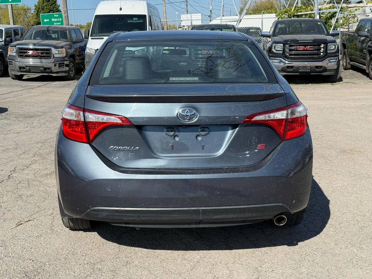2016 Toyota Corolla S - Photo #4