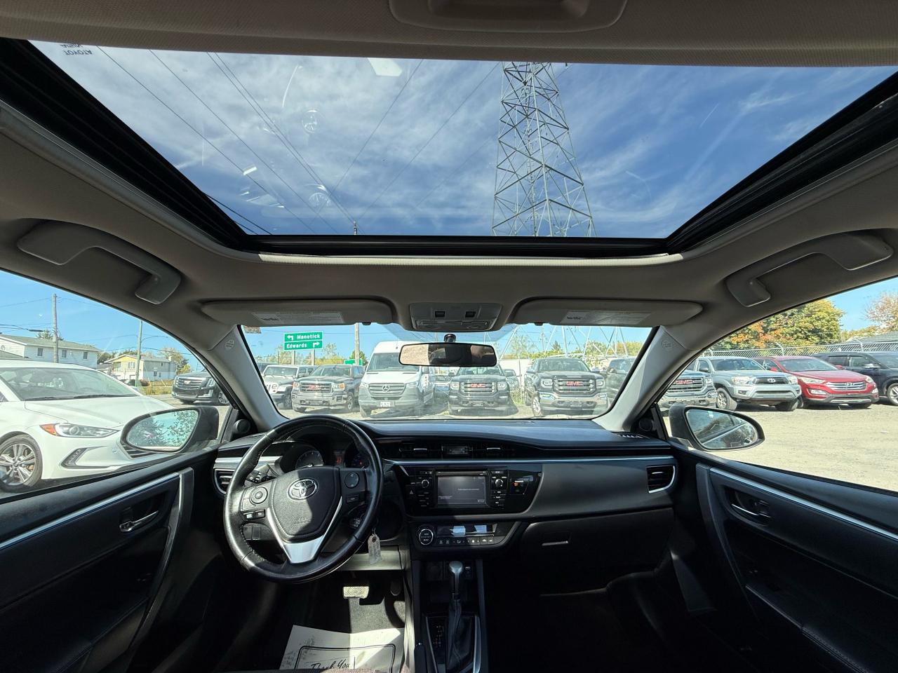 2016 Toyota Corolla S - Photo #15