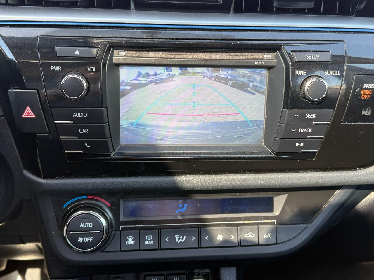 2016 Toyota Corolla S - Photo #21