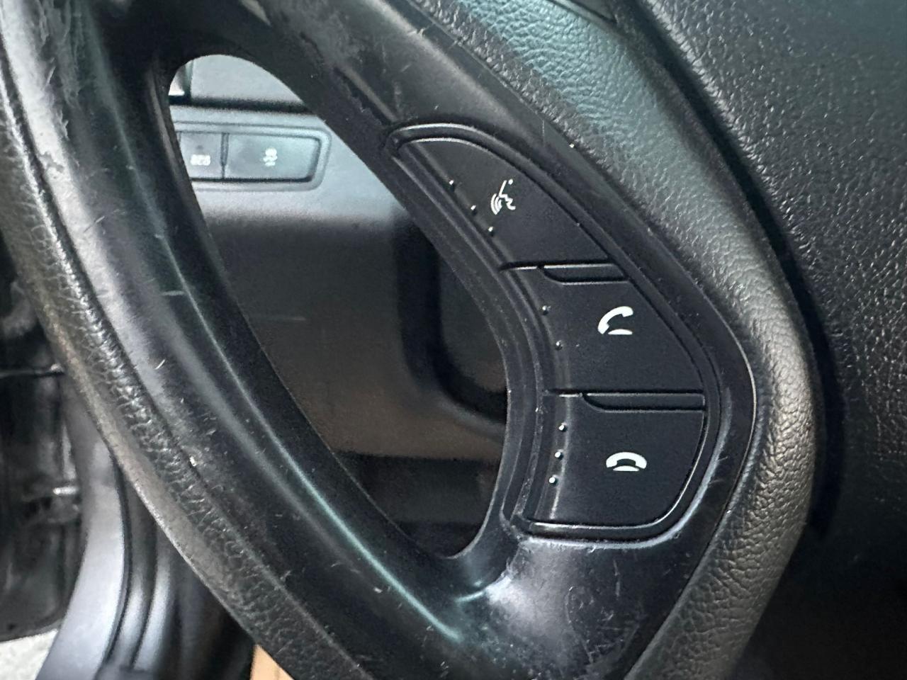 2011 Hyundai Sonata Limited w/Nav - Photo #20