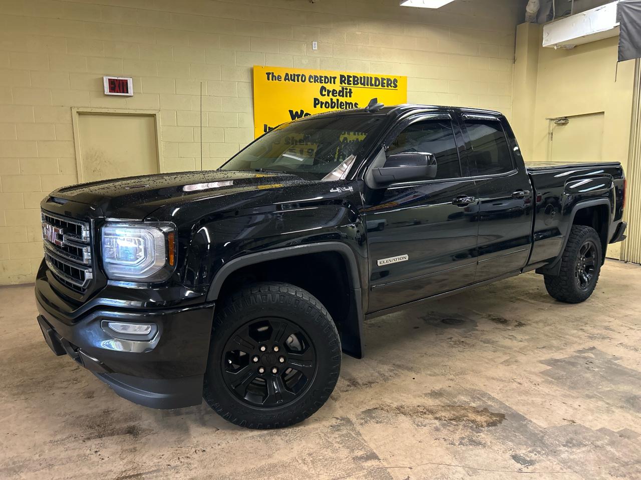 2016 GMC Sierra 1500 LT - Photo #2