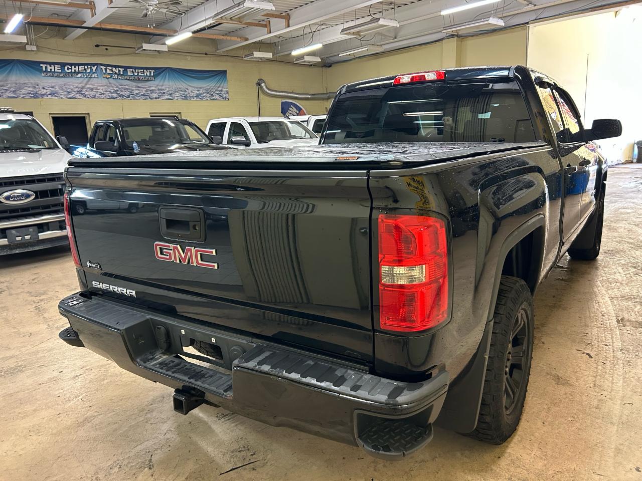 2016 GMC Sierra 1500 LT Photo4