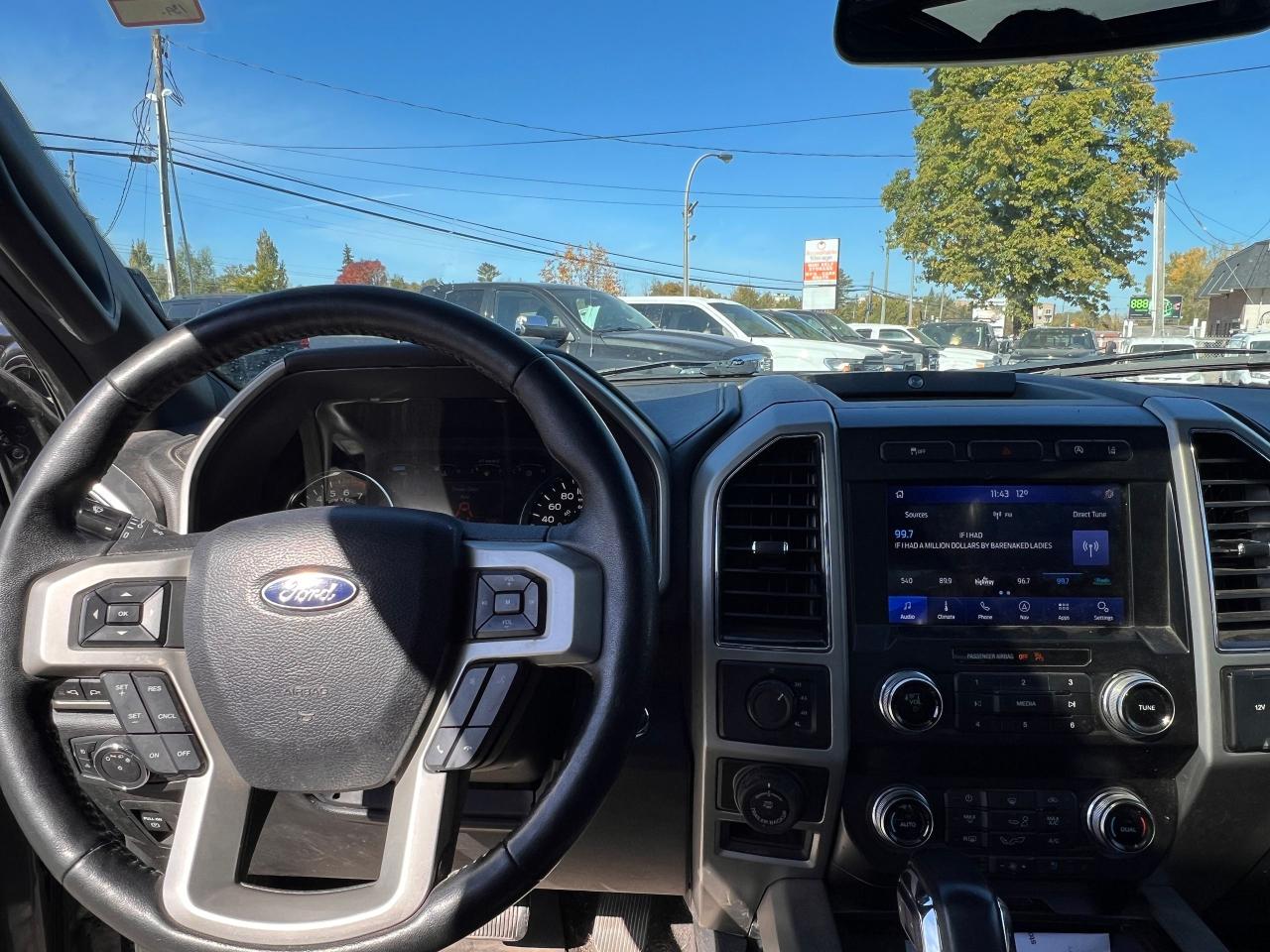 2020 Ford F-150 Lariat 4WD SuperCrew 5.5' Box - Photo #9