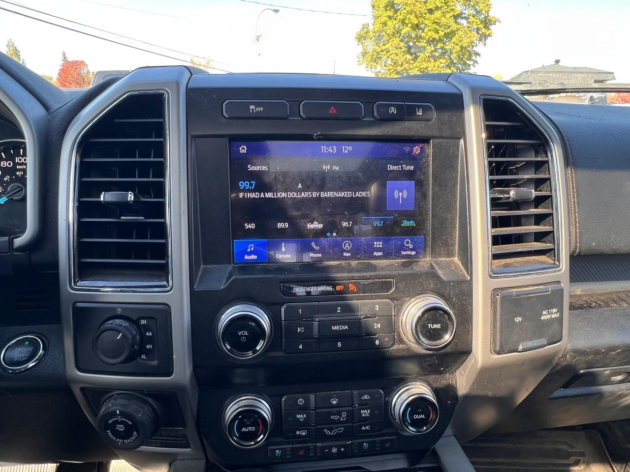 2020 Ford F-150 Lariat 4WD SuperCrew 5.5' Box - Photo #12