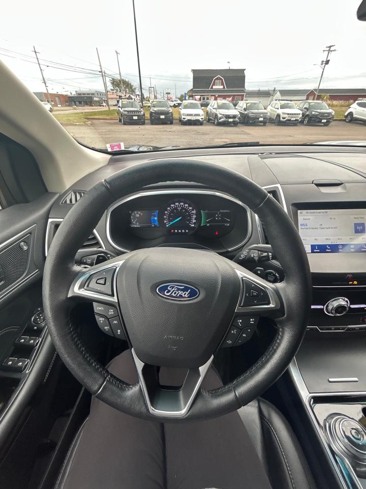 2019 Ford Edge Titanium - Photo #10