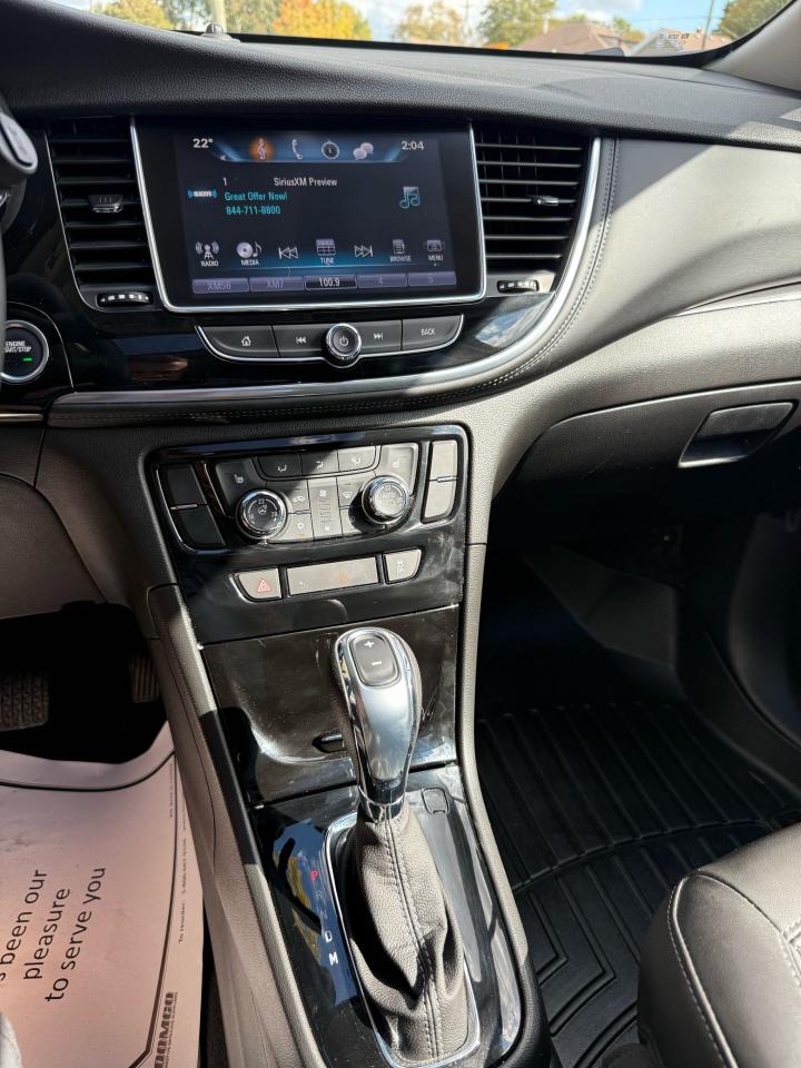 2017 Buick Encore Essence - Photo #4