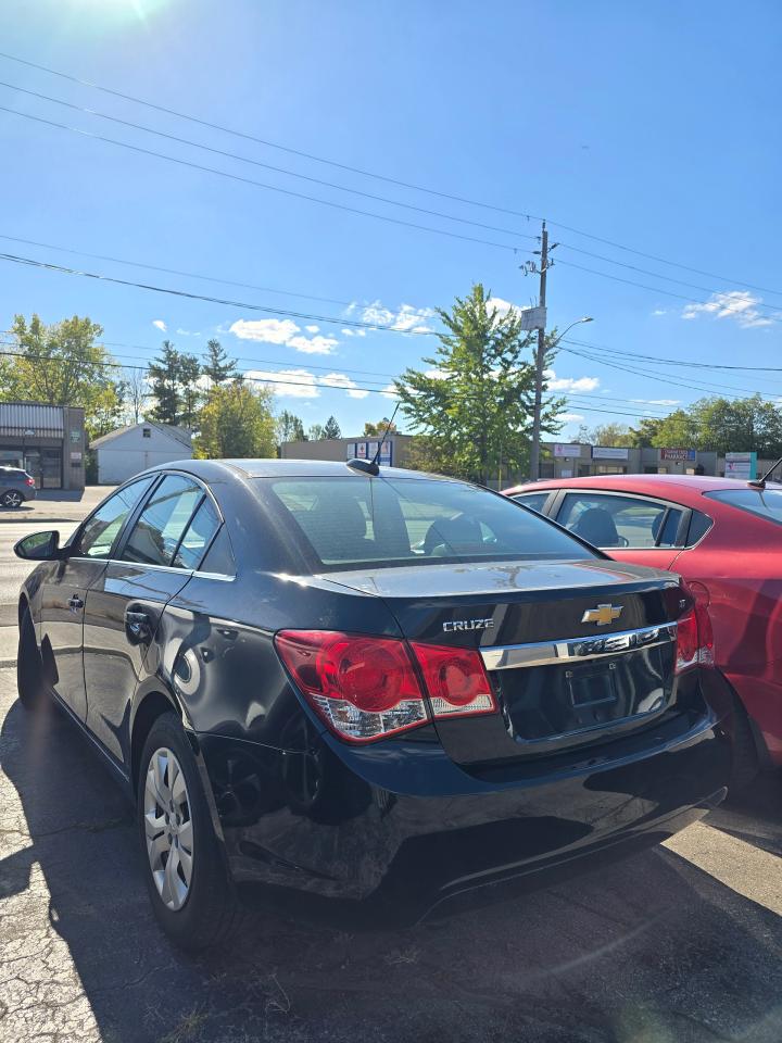 2015 Chevrolet Cruze 4dr Sdn 1LT - Photo #10