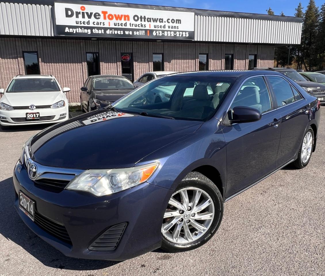 Used 2014 Toyota Camry LE for sale in Ottawa, ON