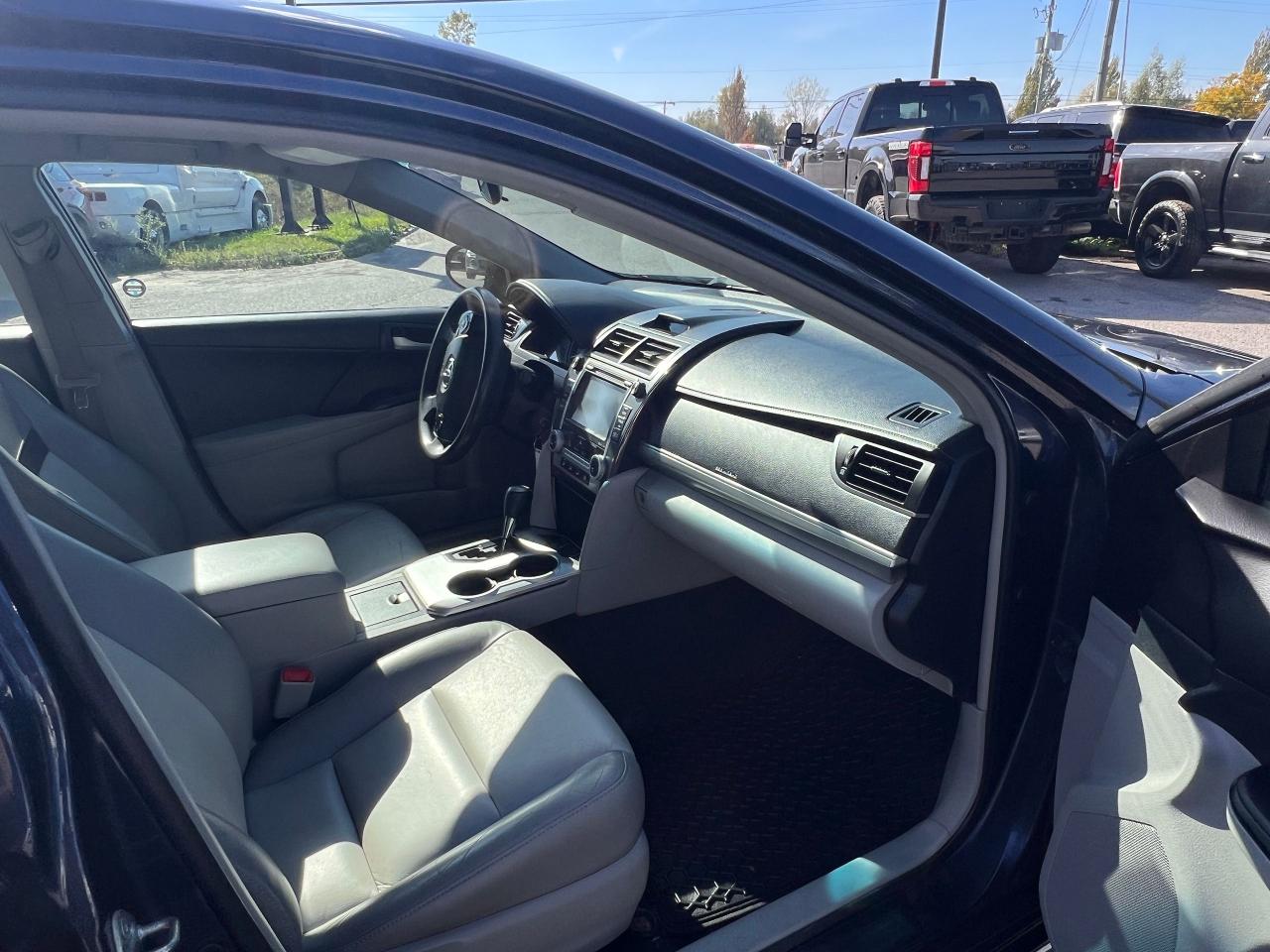 2014 Toyota Camry LE - Photo #4
