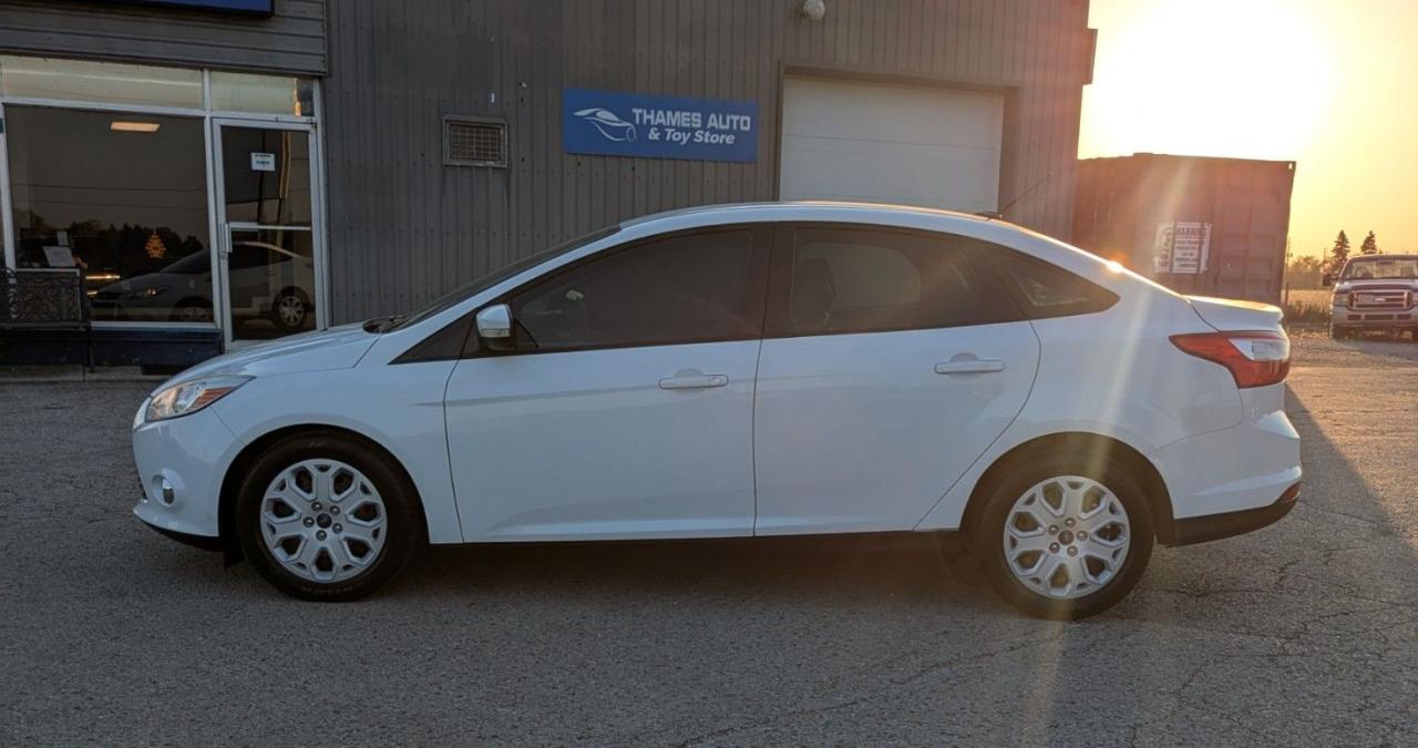 2012 Ford Focus 4DR SDN SE - Photo #4