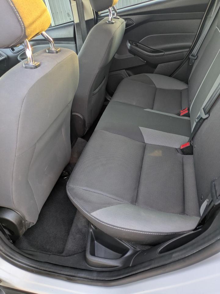 2012 Ford Focus 4DR SDN SE - Photo #13