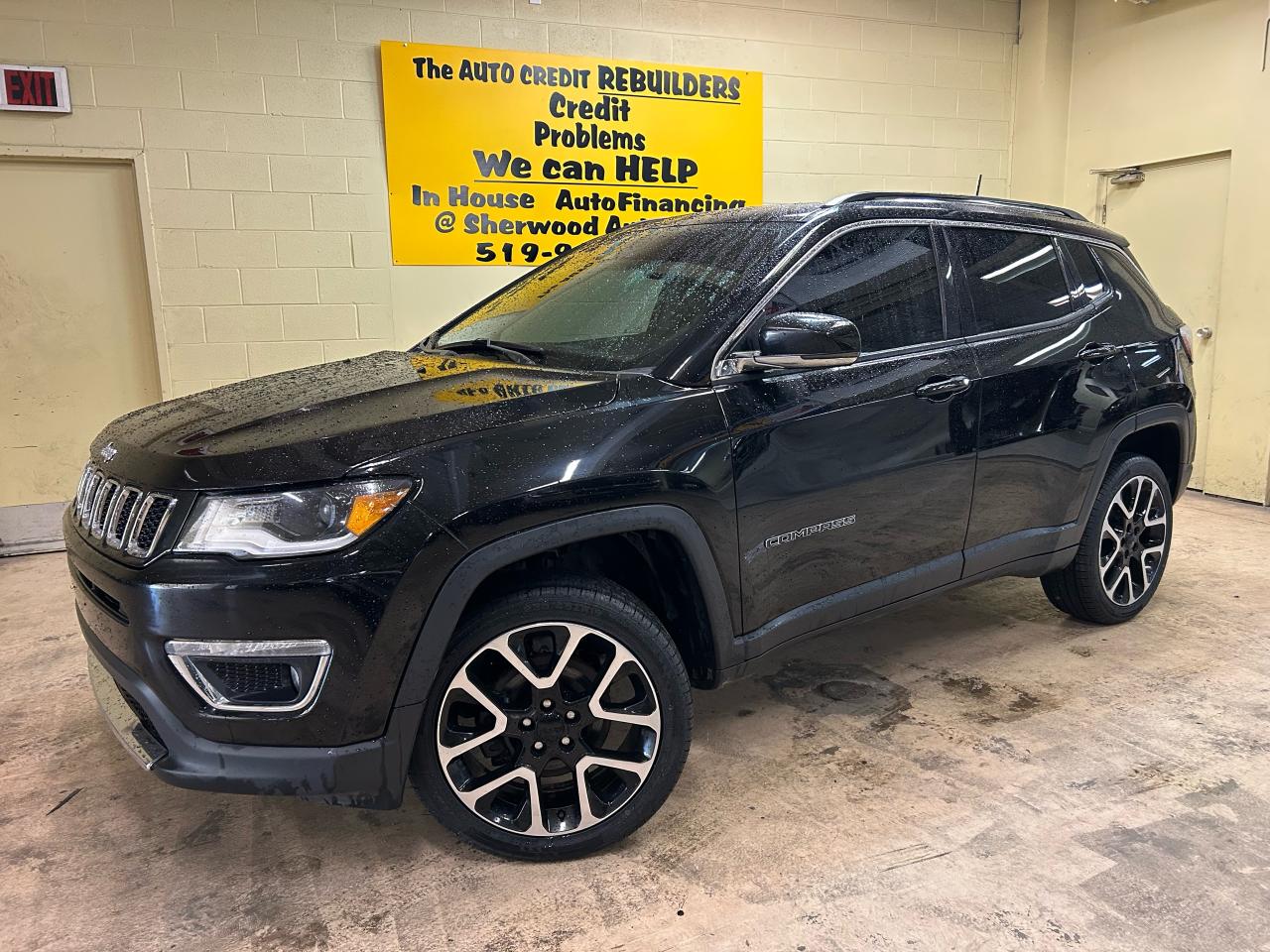 2018 Jeep Compass LIMITED - Photo #2