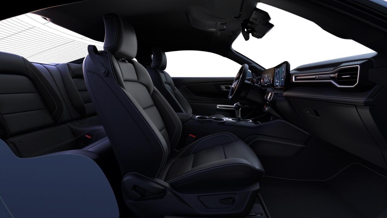 2024 Ford Mustang EcoBoost Premium Fastback Photo5