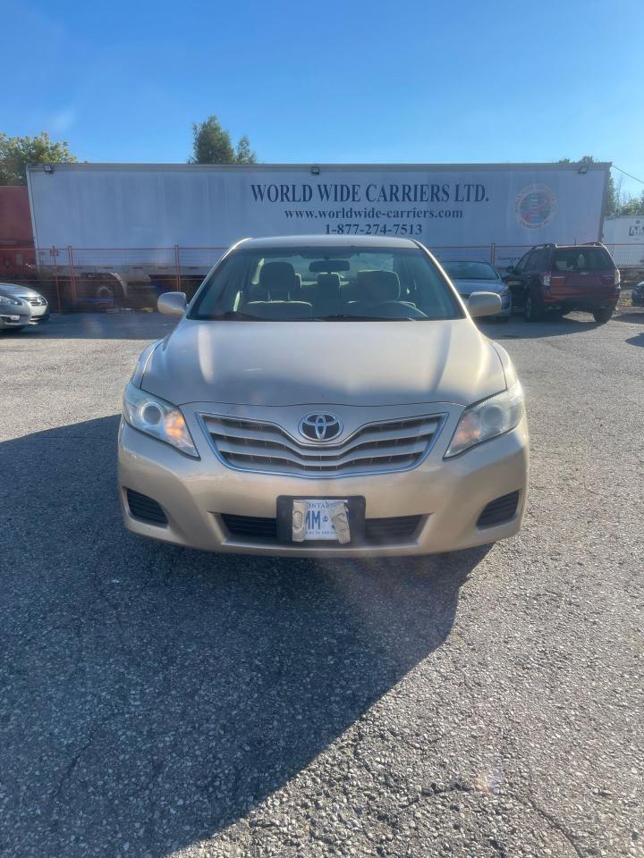 2010 Toyota Camry LE - Photo #9