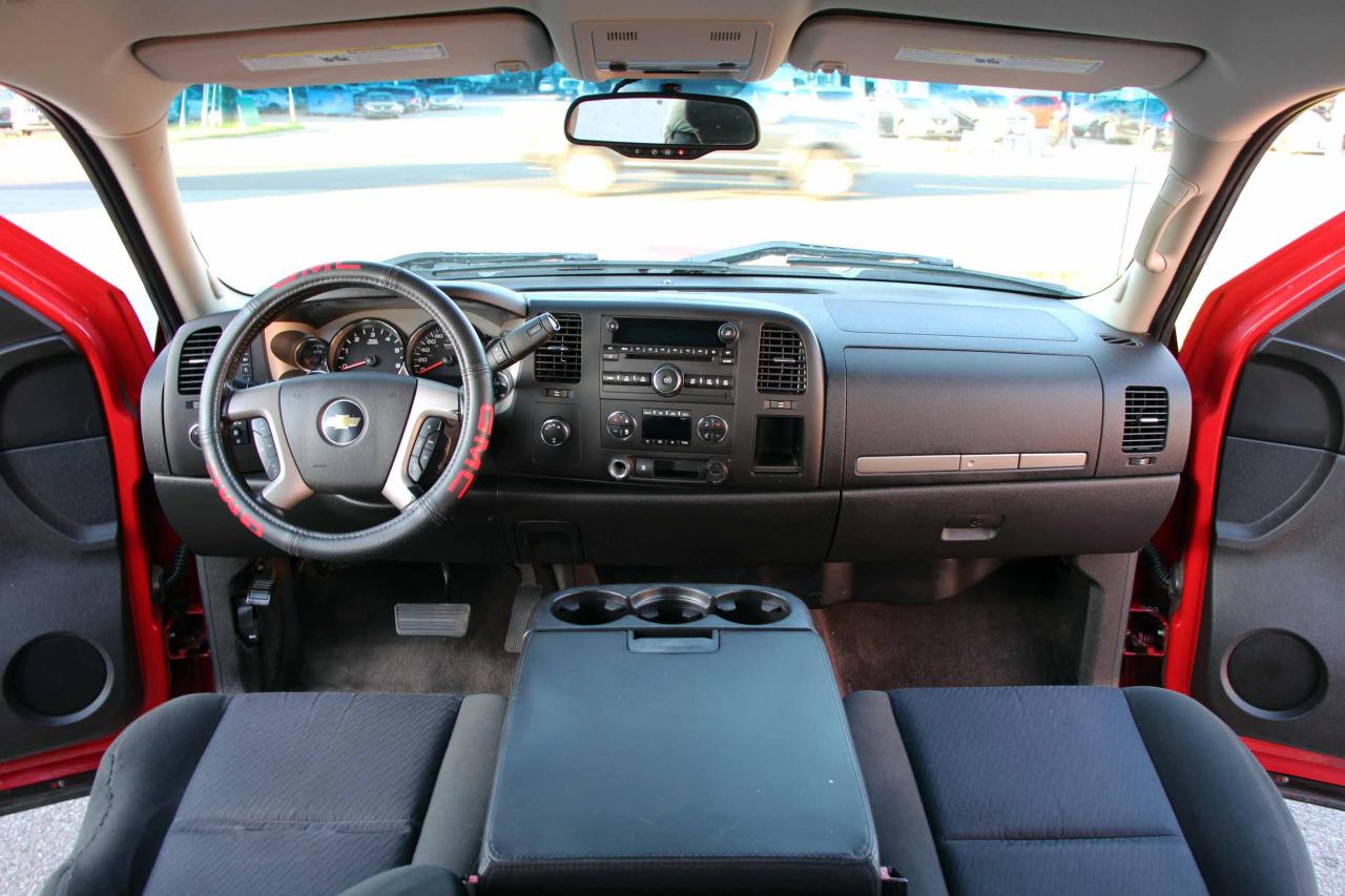 2010 Chevrolet Silverado 1500 LT - Photo #16