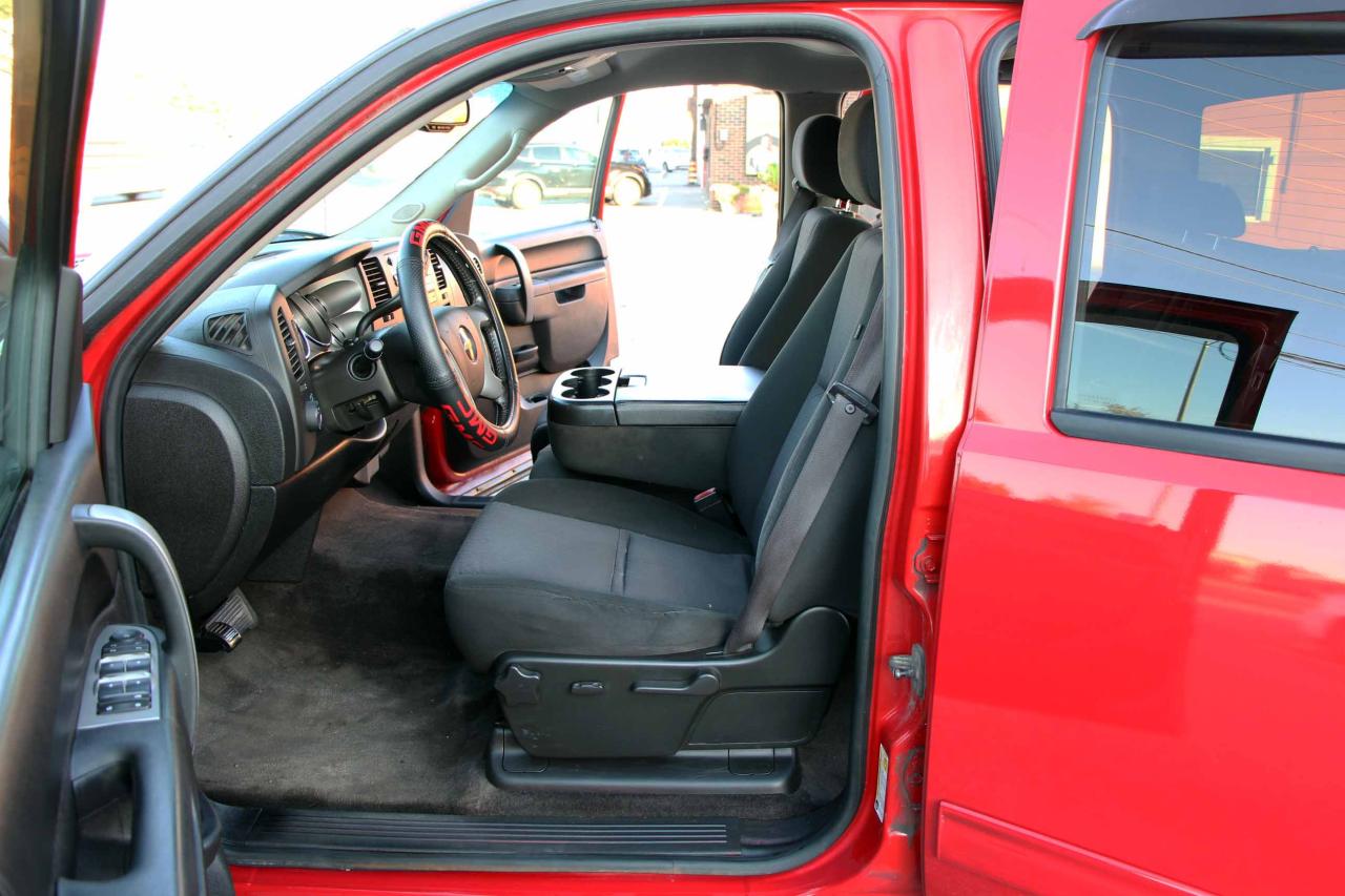 2010 Chevrolet Silverado 1500 LT - Photo #14