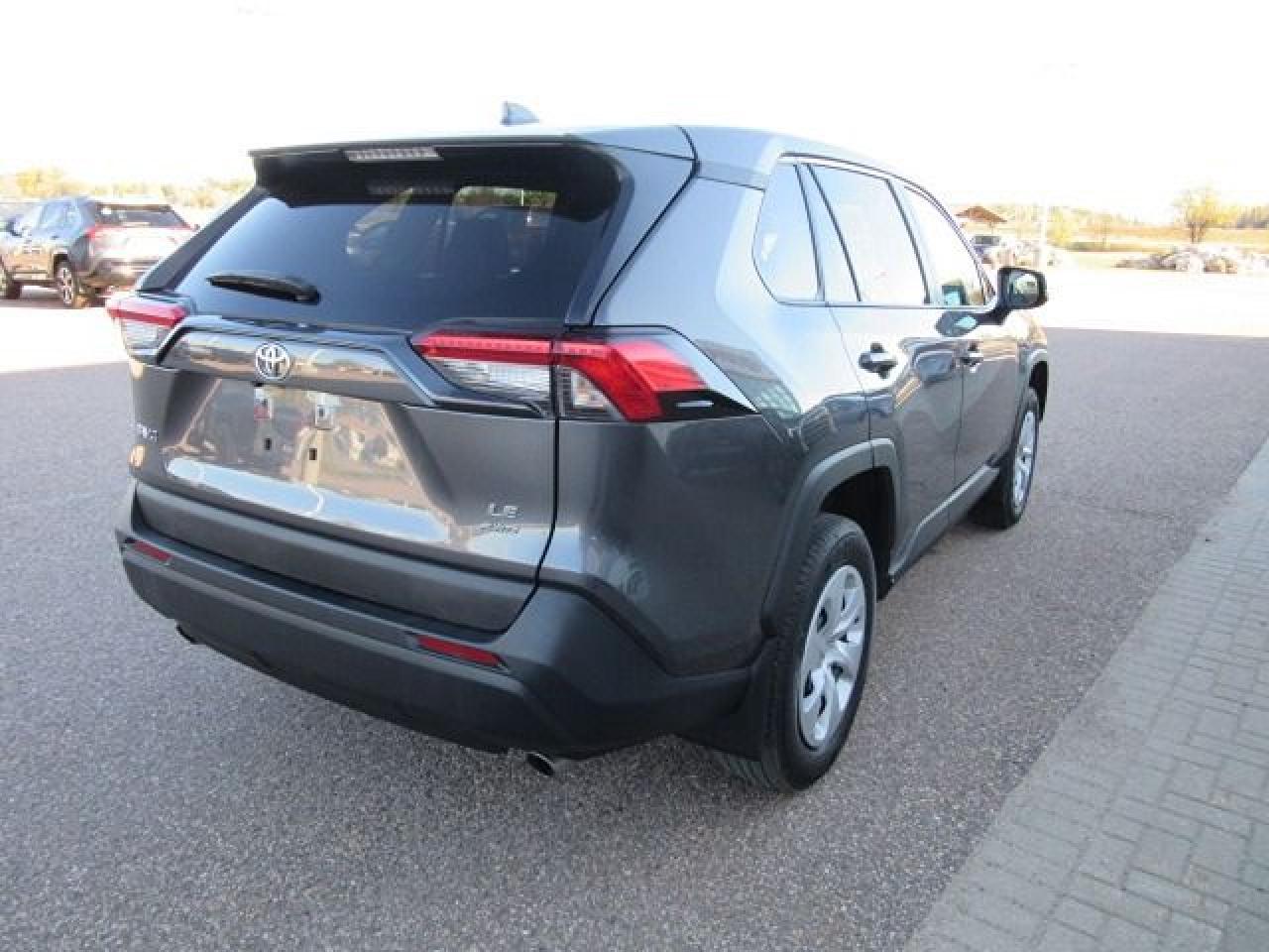 2024 Toyota RAV4 LE - Photo #5