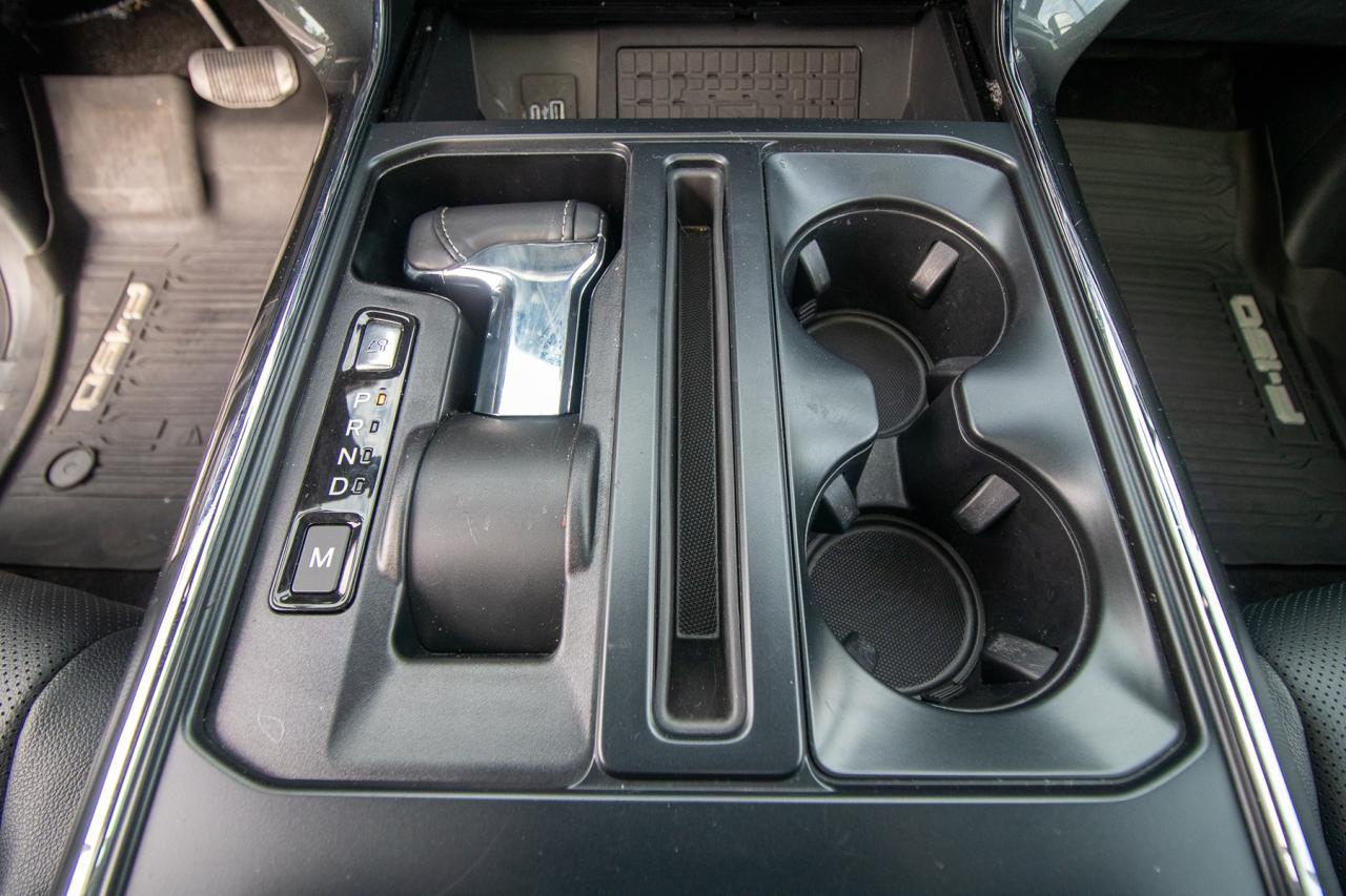 2023 Ford F-150 Lariat 4WD SuperCrew 6.5' Box Photo5