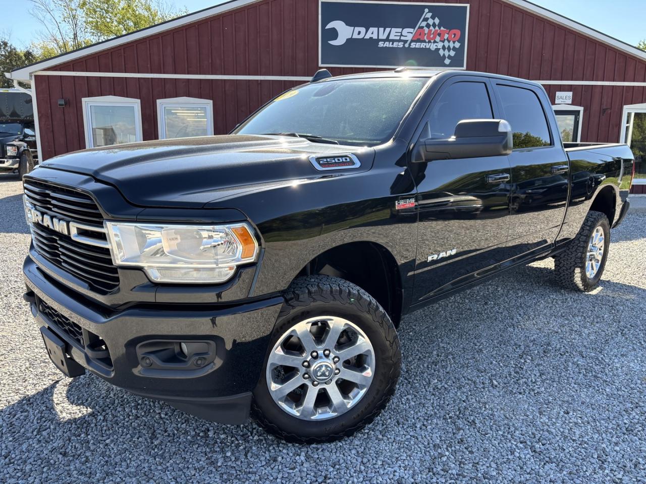 Used 2019 RAM 2500 Big Horn Crew Cab SWB 4WD No Accidents!  Babied! for sale in Dunnville, ON