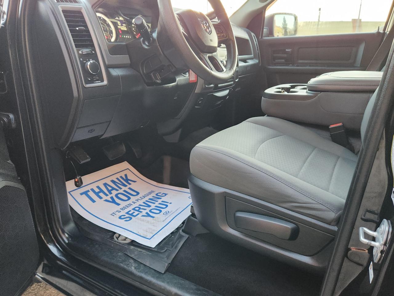 2018 RAM 1500 ST Hemi Crew Cab Rear Cam - Photo #23