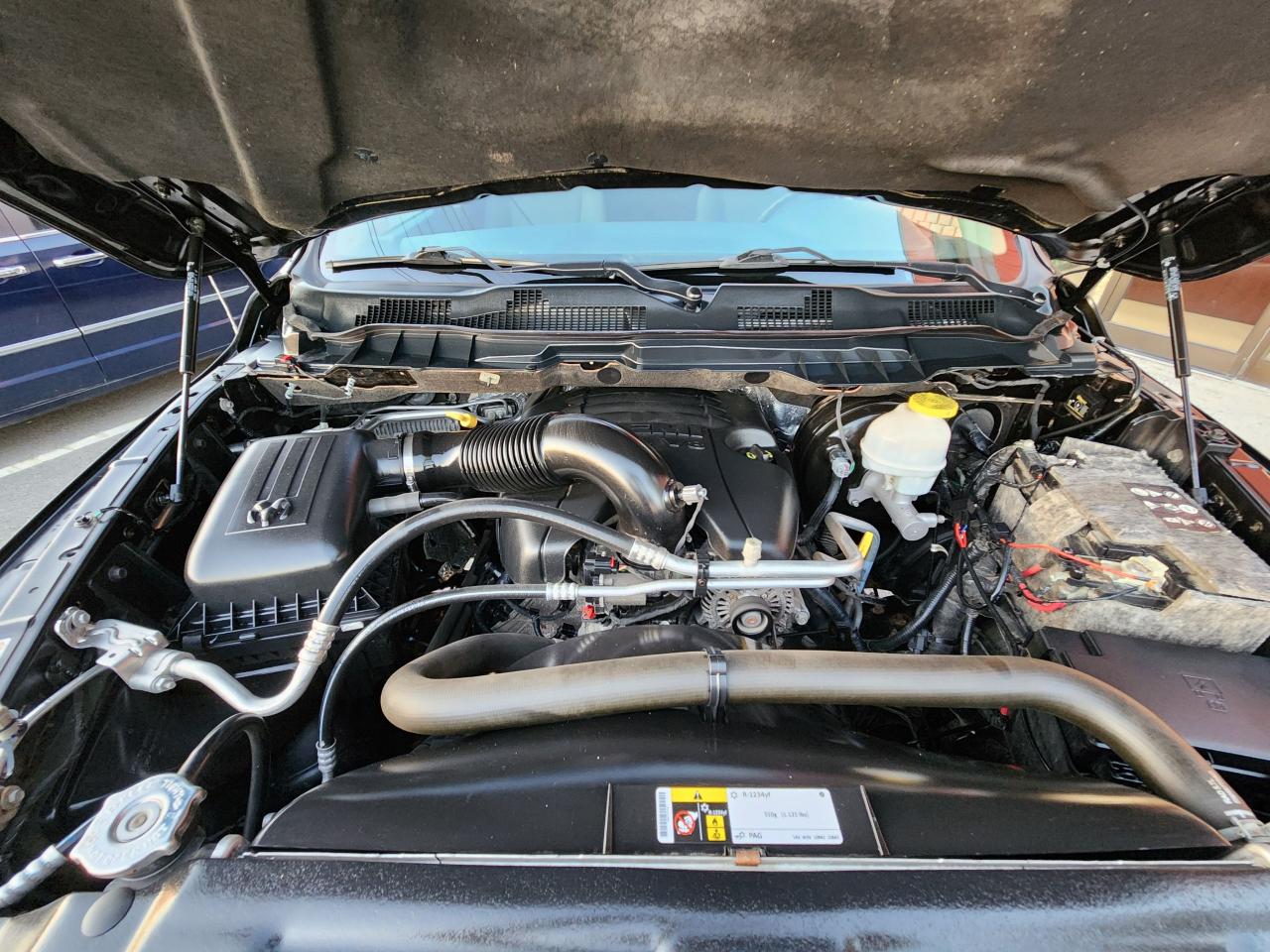 2018 RAM 1500 ST Hemi Crew Cab Rear Cam - Photo #33