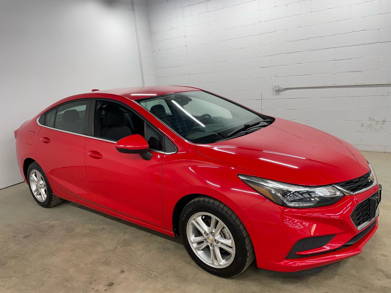 Used 2016 Chevrolet Cruze LT for sale in Guelph, ON