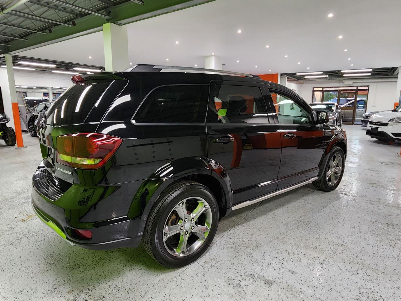 2017 Dodge Journey Crossroad AWD 7PASS Navi Leather Rear Cam - Photo #8