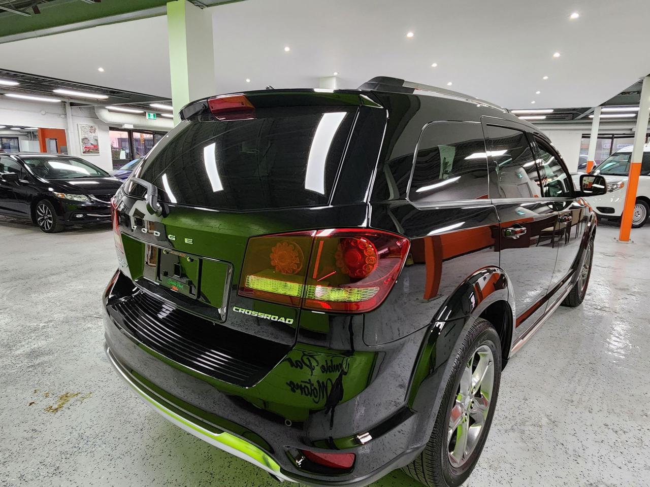 2017 Dodge Journey Crossroad AWD 7PASS Navi Leather Rear Cam - Photo #9