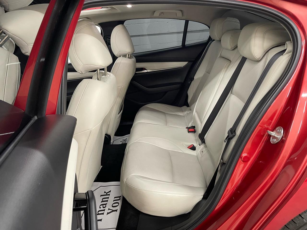 2019 Mazda MAZDA3 GT Photo9
