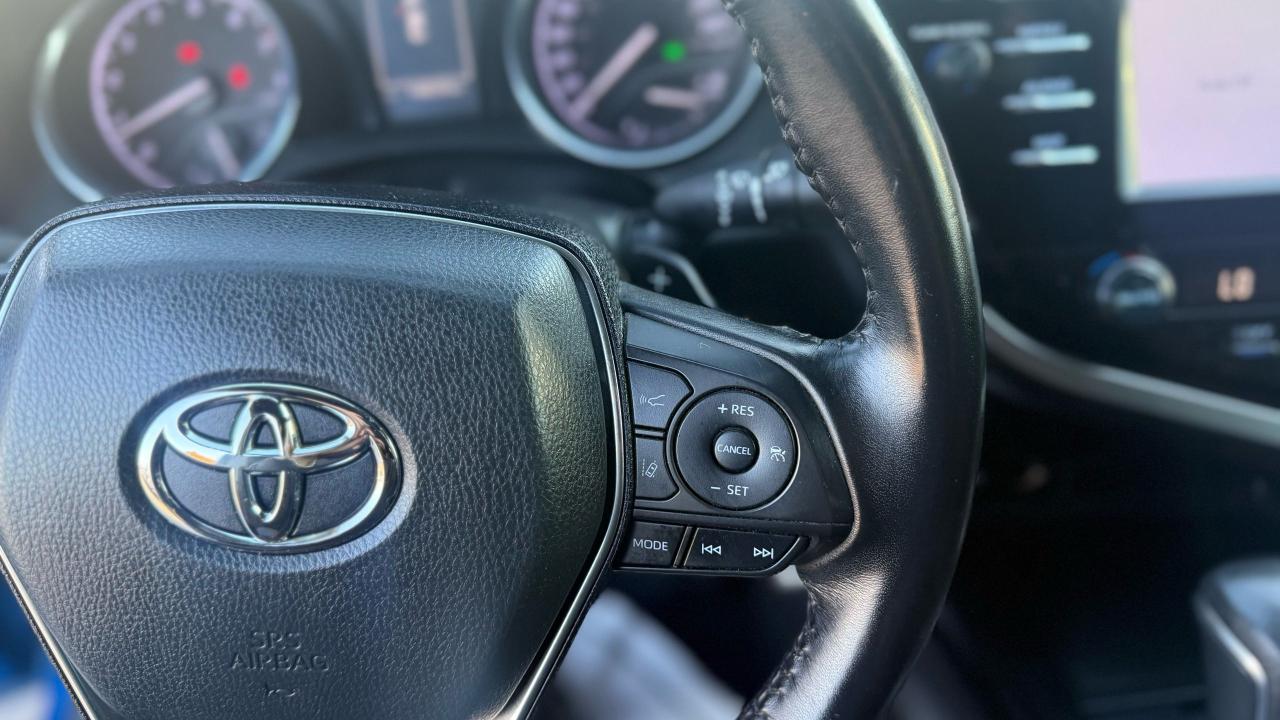 2019 Toyota Camry SE - Photo #18