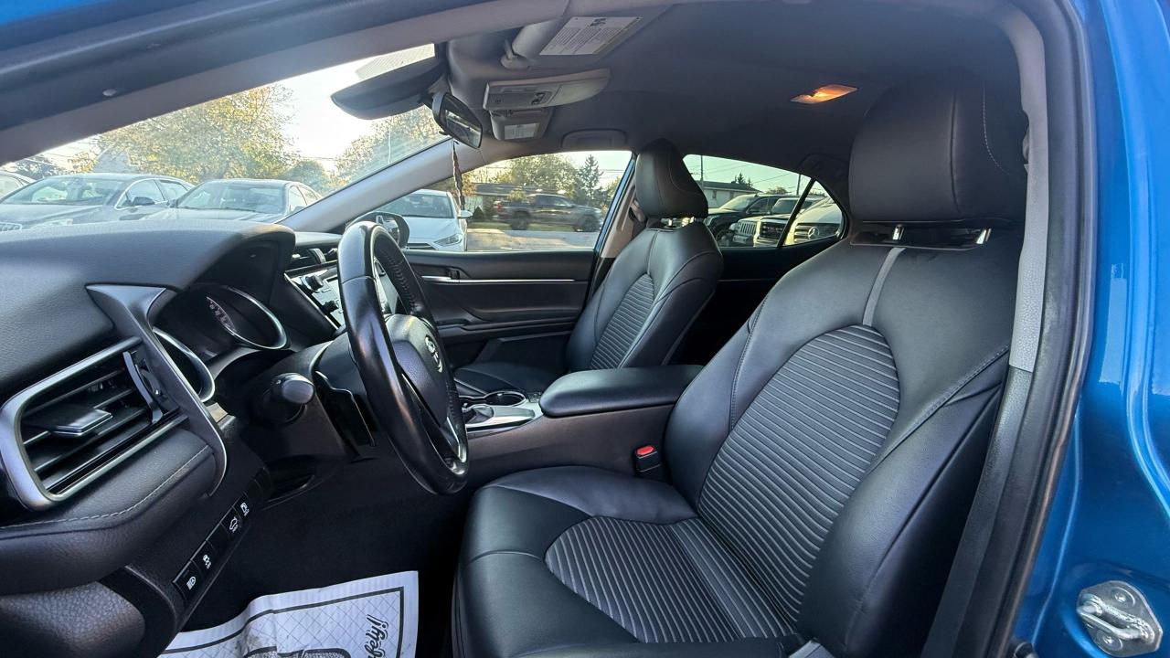 2019 Toyota Camry SE - Photo #9