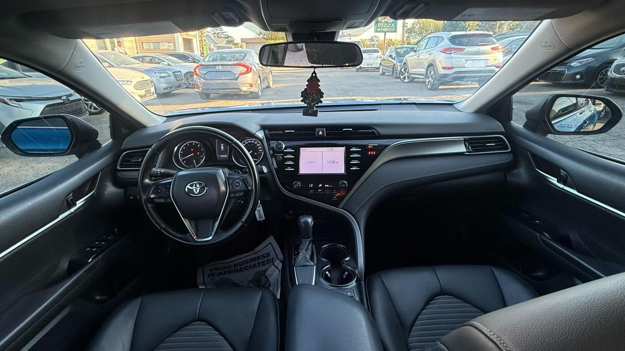 2019 Toyota Camry SE - Photo #12