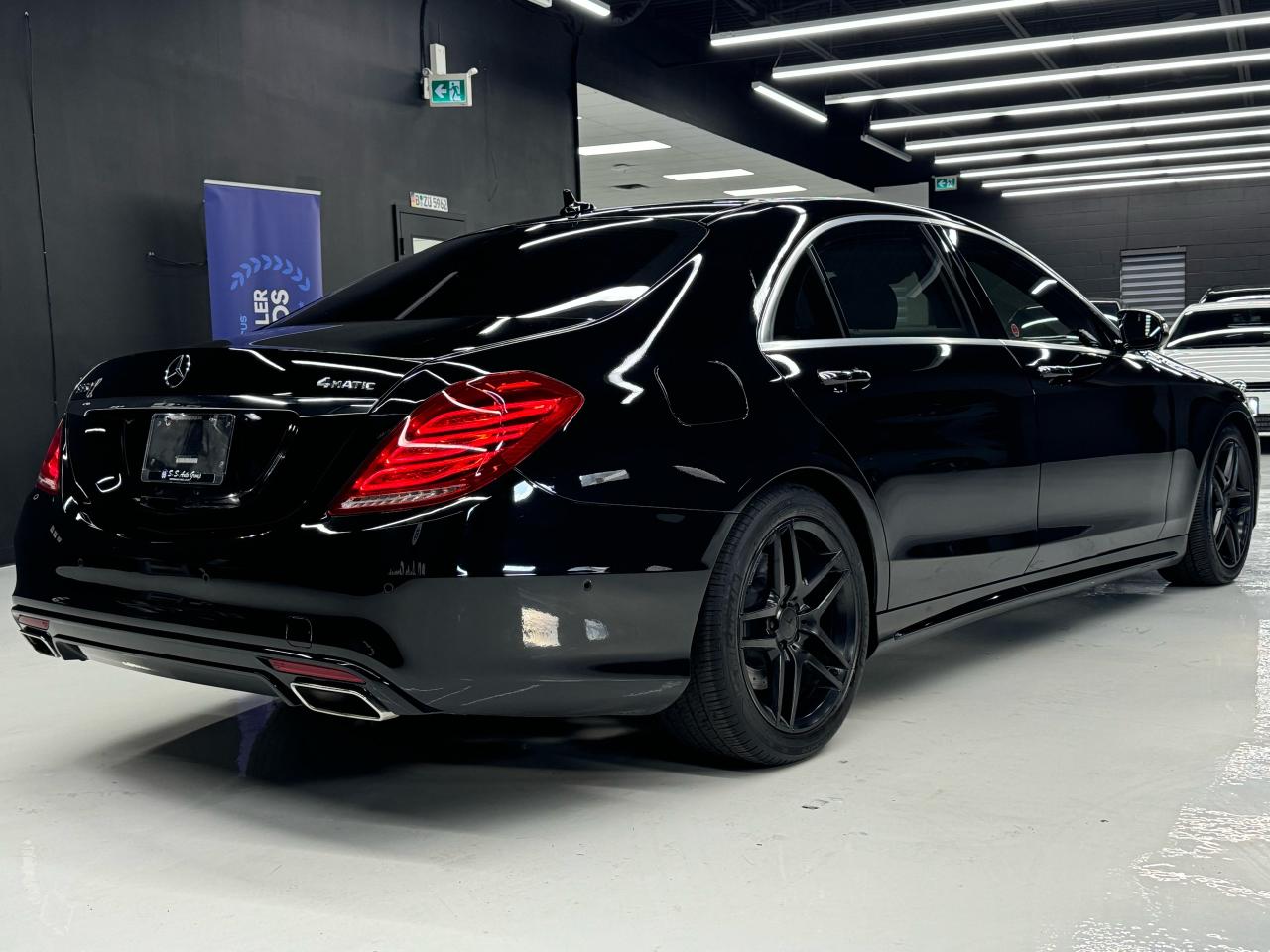 2016 Mercedes-Benz S550 4MATIC LWB|AMG PKG|NAVI|360CAM|ACC|LKA|MASSAGE SEATS| - Photo #4