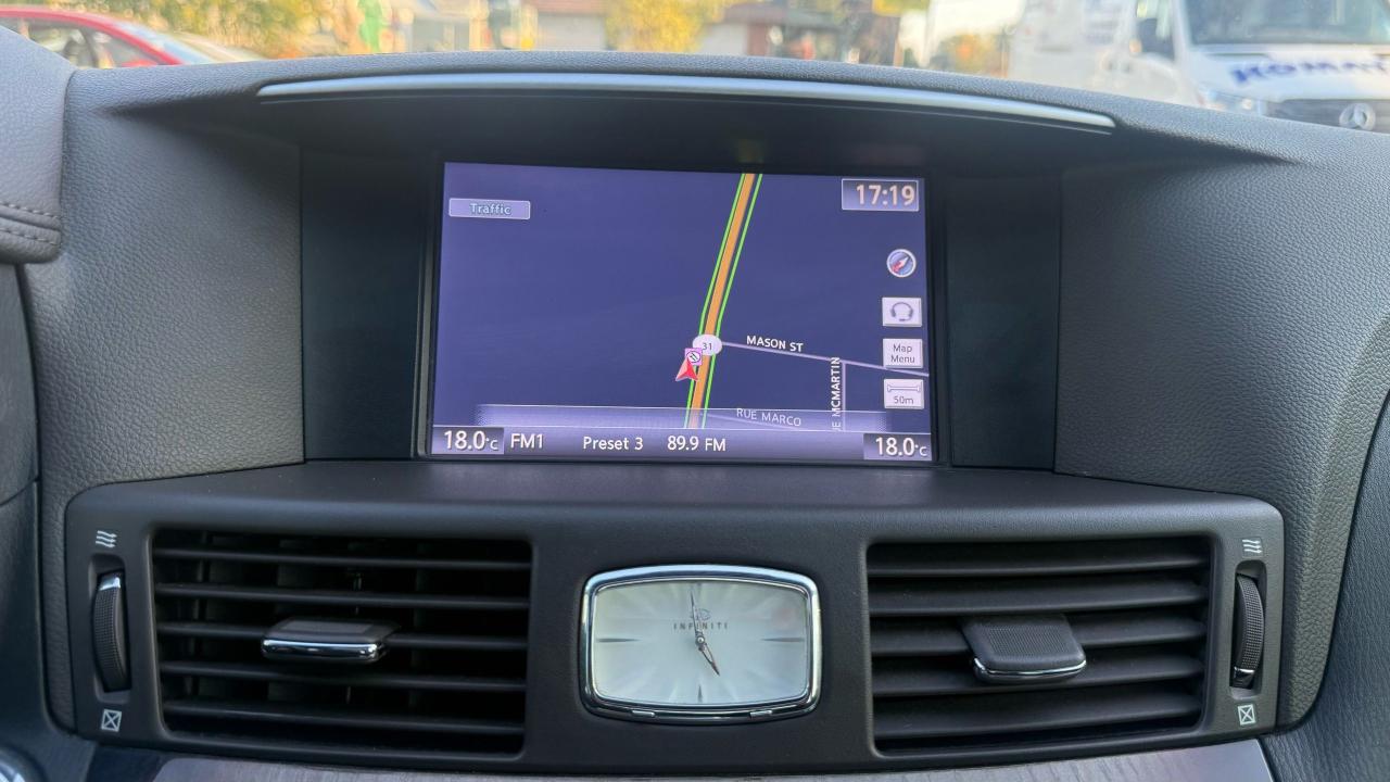 2015 Infiniti Q70 Premium - Photo #19