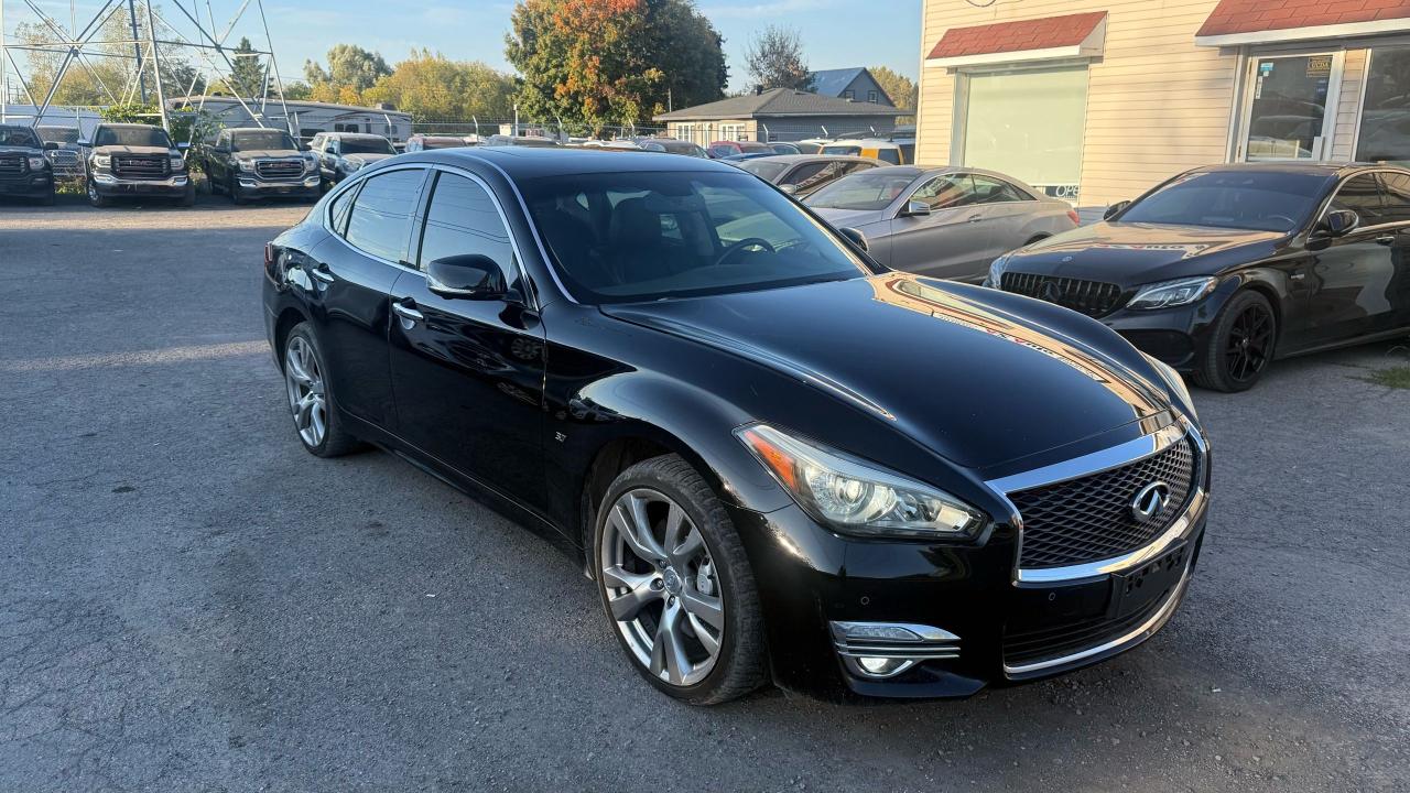 2015 Infiniti Q70 Premium - Photo #7