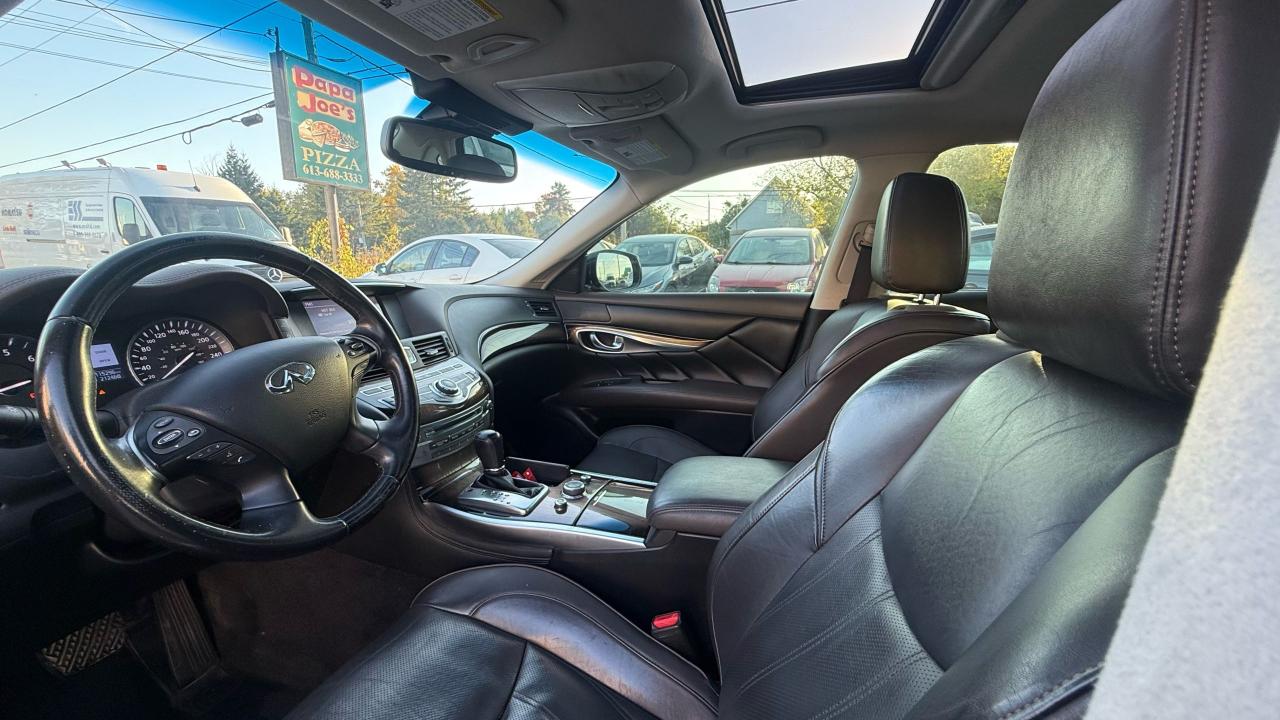 2015 Infiniti Q70 Premium - Photo #10