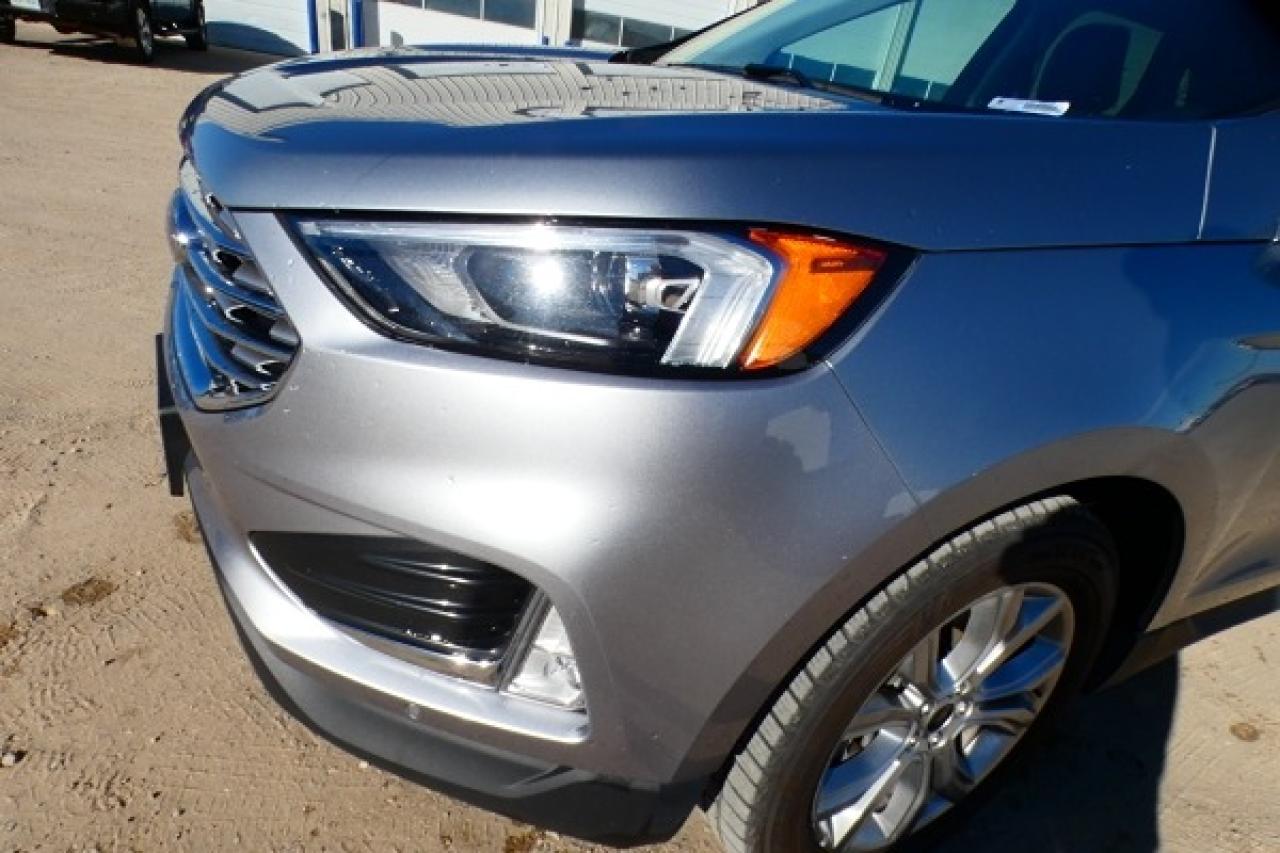 2023 Ford Edge Titanium AWD w/Htd Leather, pano S/R, BUC - Photo #24