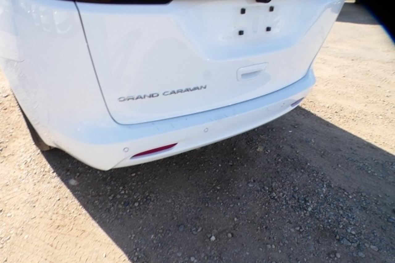 2024 Chrysler Grand Caravan SXT 2WD w/Htd cloth, NAV, BUC - Photo #32