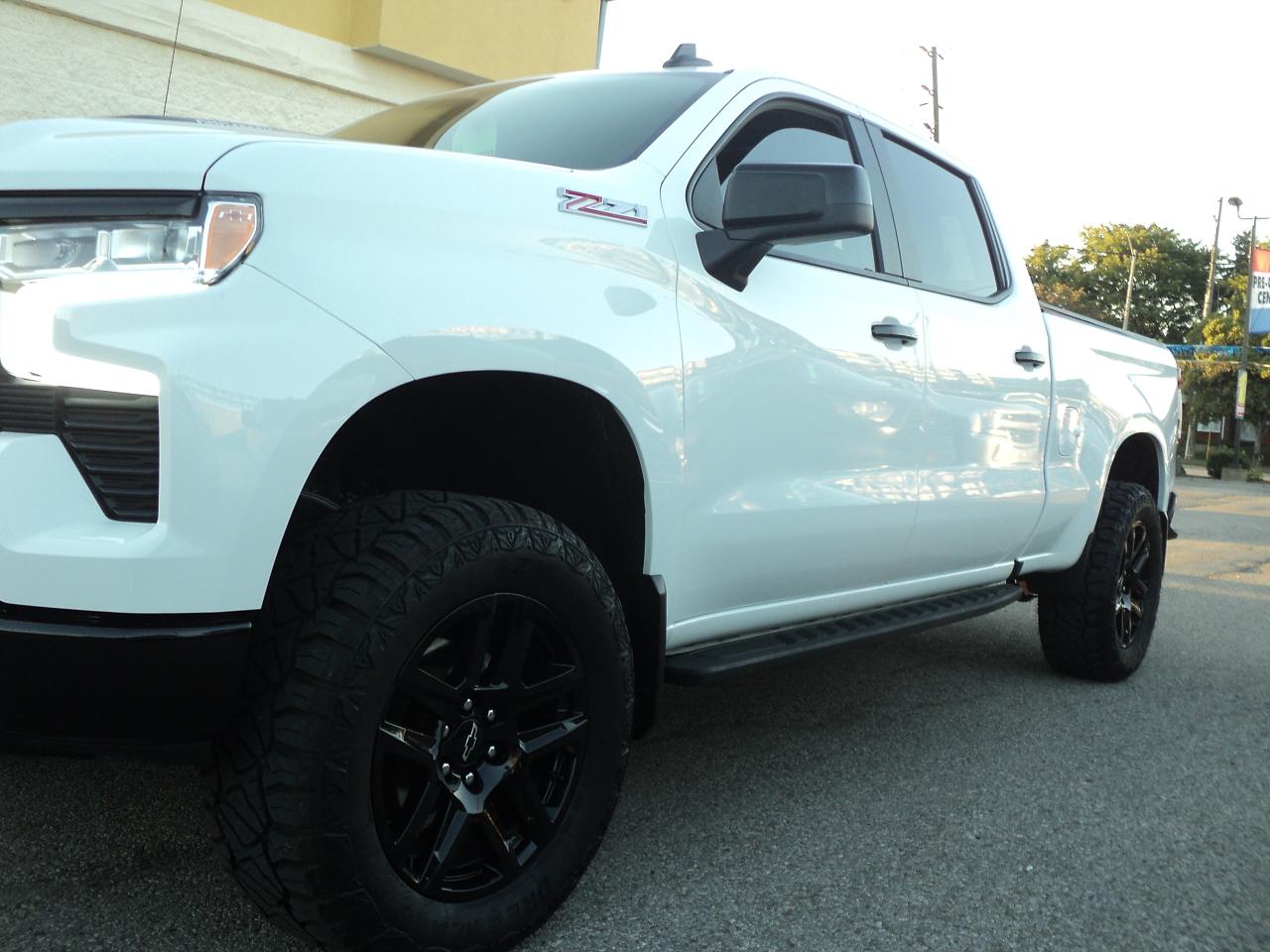 2025 Chevrolet Silverado 1500 LT TrailBoss CrewCab4x4Z71 3.0L6cylDiesel 6'7"Box - Photo #24