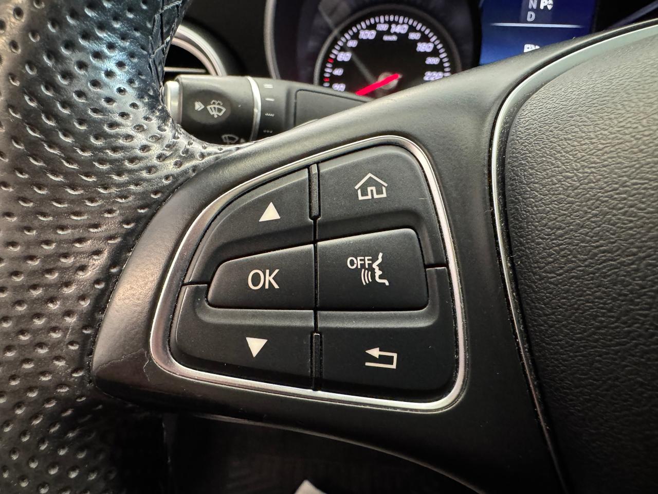 2017 Mercedes-Benz C-Class C300 4MATIC+New Tires+Roof+GPS+Camera Photo