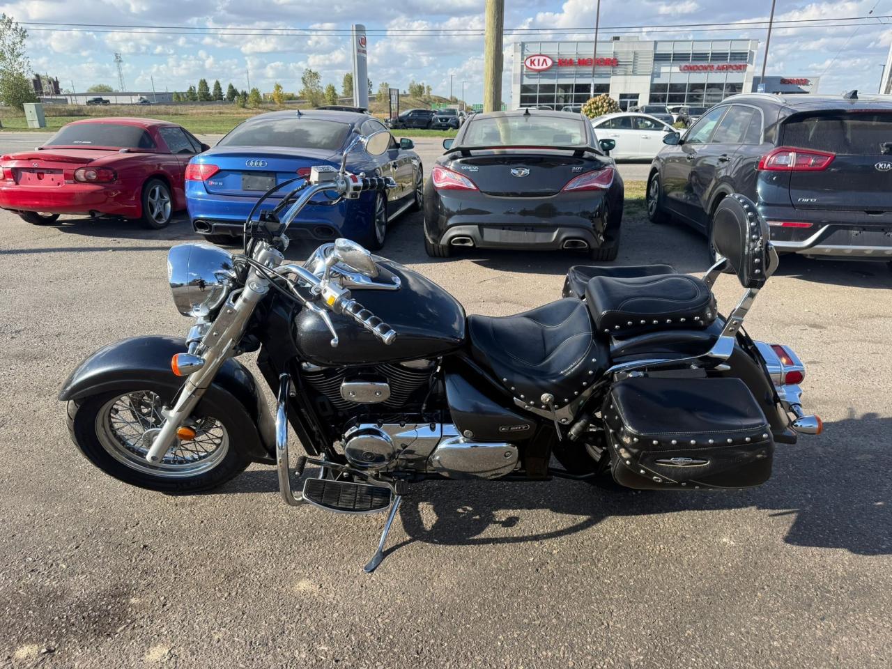 2006 Suzuki Boulevard C50T, GREAT SHAPE, MANY OPTIONS, RUNS GREAT, STOCK - Photo #2