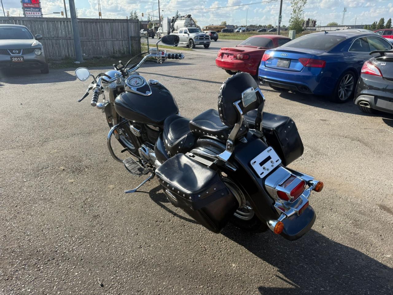 2006 Suzuki Boulevard C50T, GREAT SHAPE, MANY OPTIONS, RUNS GREAT, STOCK - Photo #3