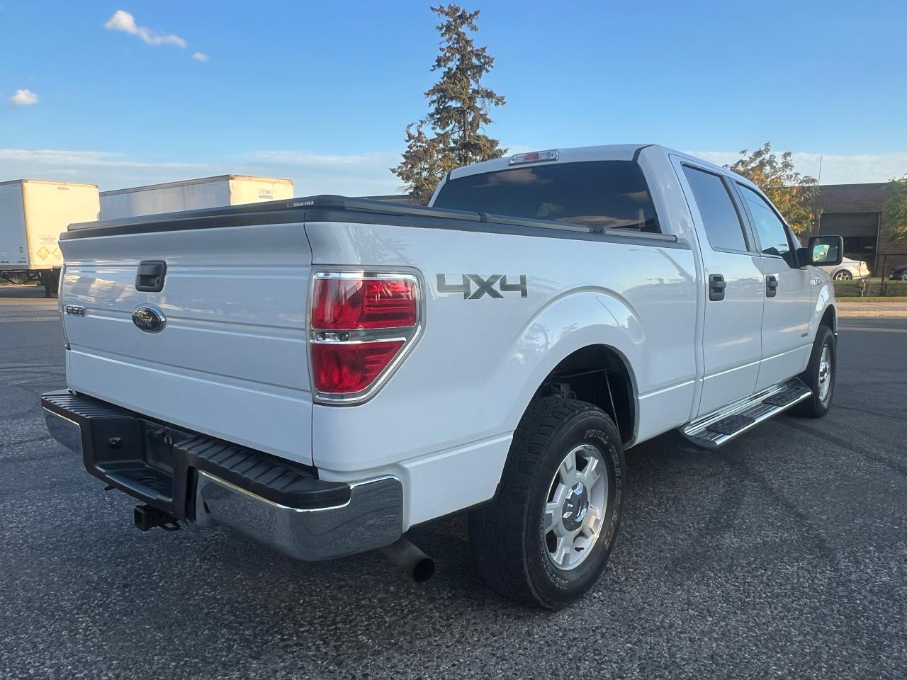 2013 Ford F-150 4WD SUPERCREW 157" XLT Photo4