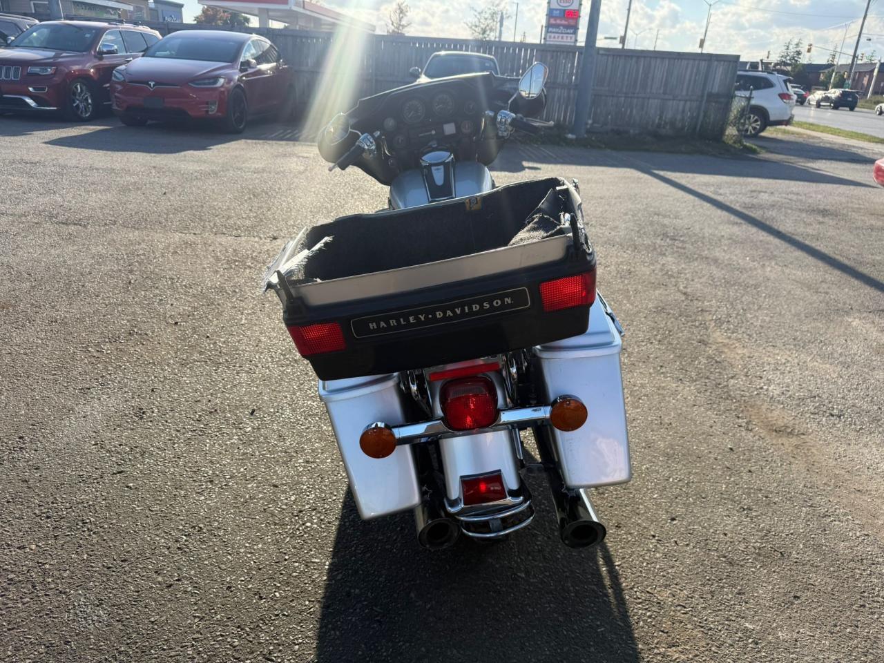 2003 Harley-Davidson FLHTCUI ELECTRA GLIDE 100 ANNIVERSARY, RUNS WELL, DAMAGED Photo3