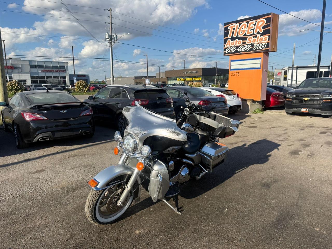 Used 2003 Harley-Davidson FLHTCUI ELECTRA GLIDE 100 ANNIVERSARY, RUNS WELL, DAMAGED for sale in London, ON