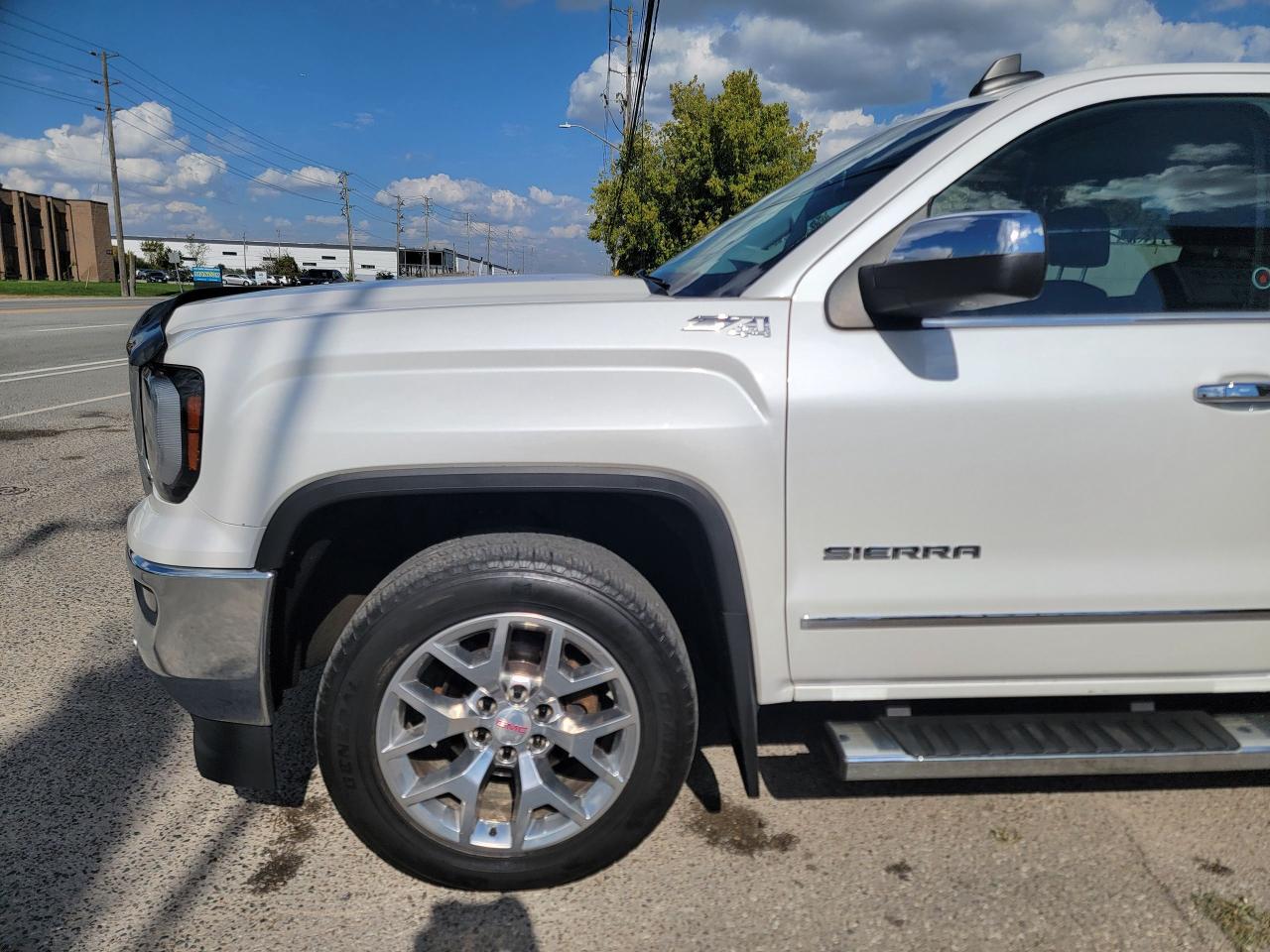 2018 GMC Sierra 1500 SLT Z71 - Photo #8