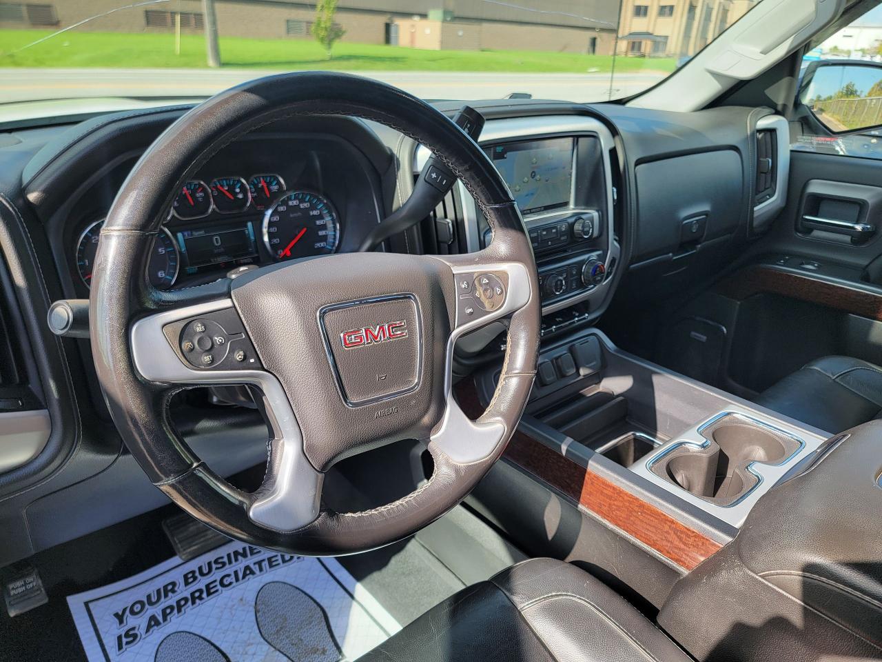 2018 GMC Sierra 1500 SLT Z71 - Photo #9