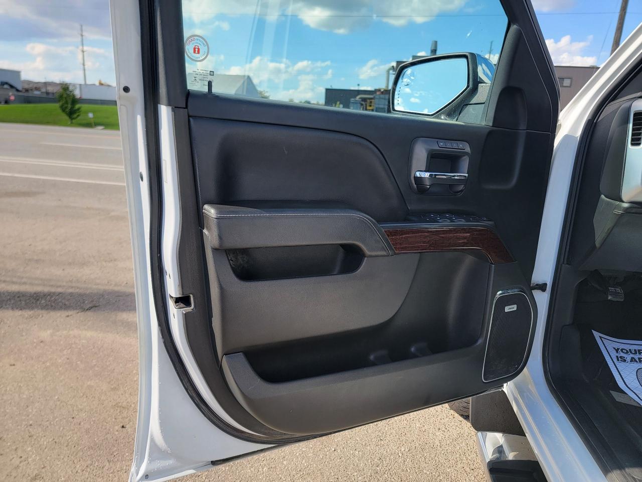 2018 GMC Sierra 1500 SLT Z71 - Photo #11