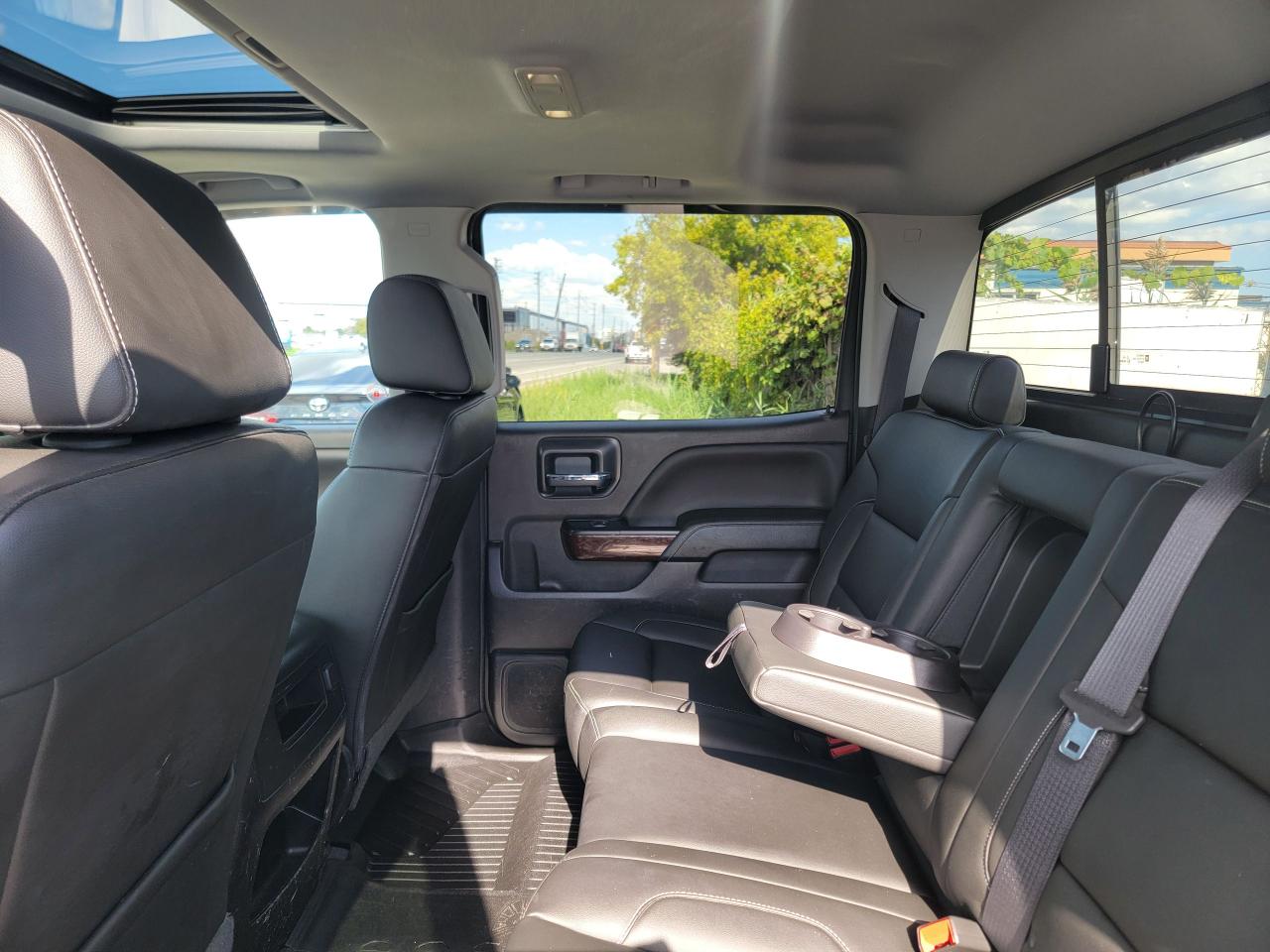 2018 GMC Sierra 1500 SLT Z71 - Photo #12