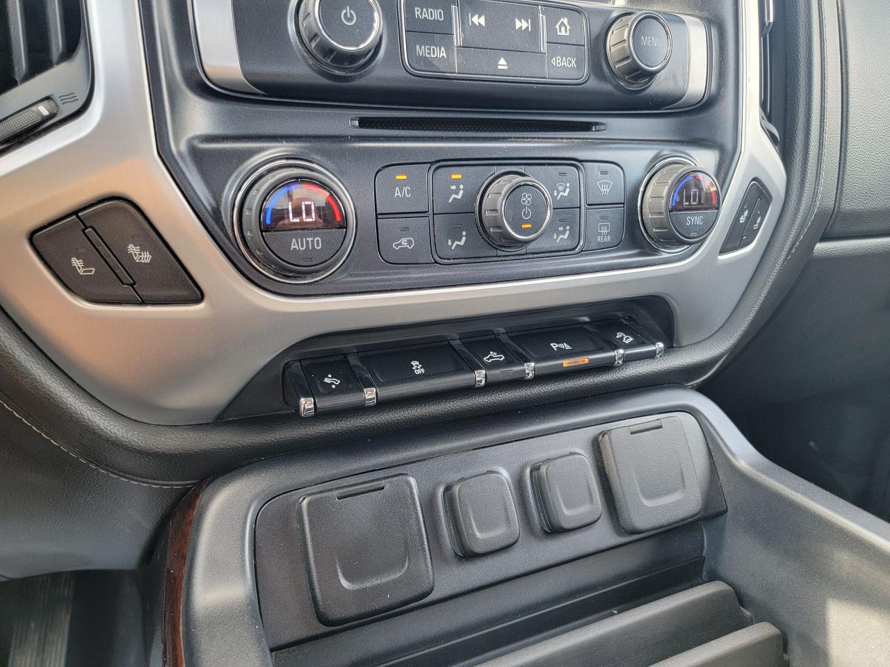 2018 GMC Sierra 1500 SLT Z71 - Photo #16